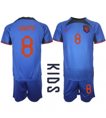 Nederland Cody Gakpo #8 Bortedraktsett Barn VM 2022 Kortermet (+ Korte bukser)